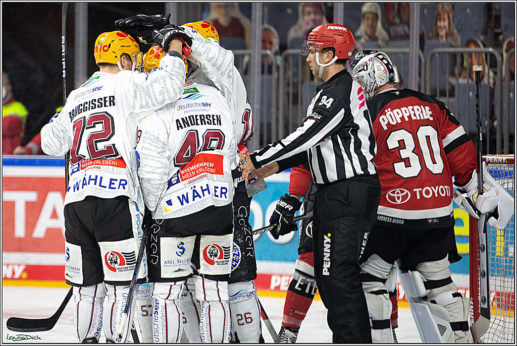 PENNY DEL; Koelner Haie- Fischtown Pinguins; Koeln, 03.01.2022